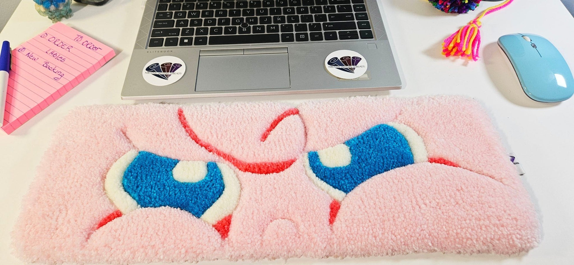 Handmade Plush Tufted Keyboard Rug "Anime Eyes" - Jigglypuff - Kreative Artisan Threads