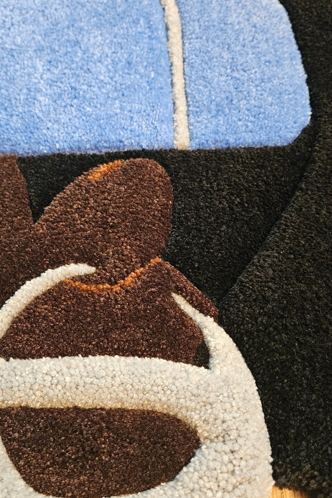 Handmade Tufted Fiber Art Rug HEY Gurl _ Baseball Queen - Kreative Artisan Threads