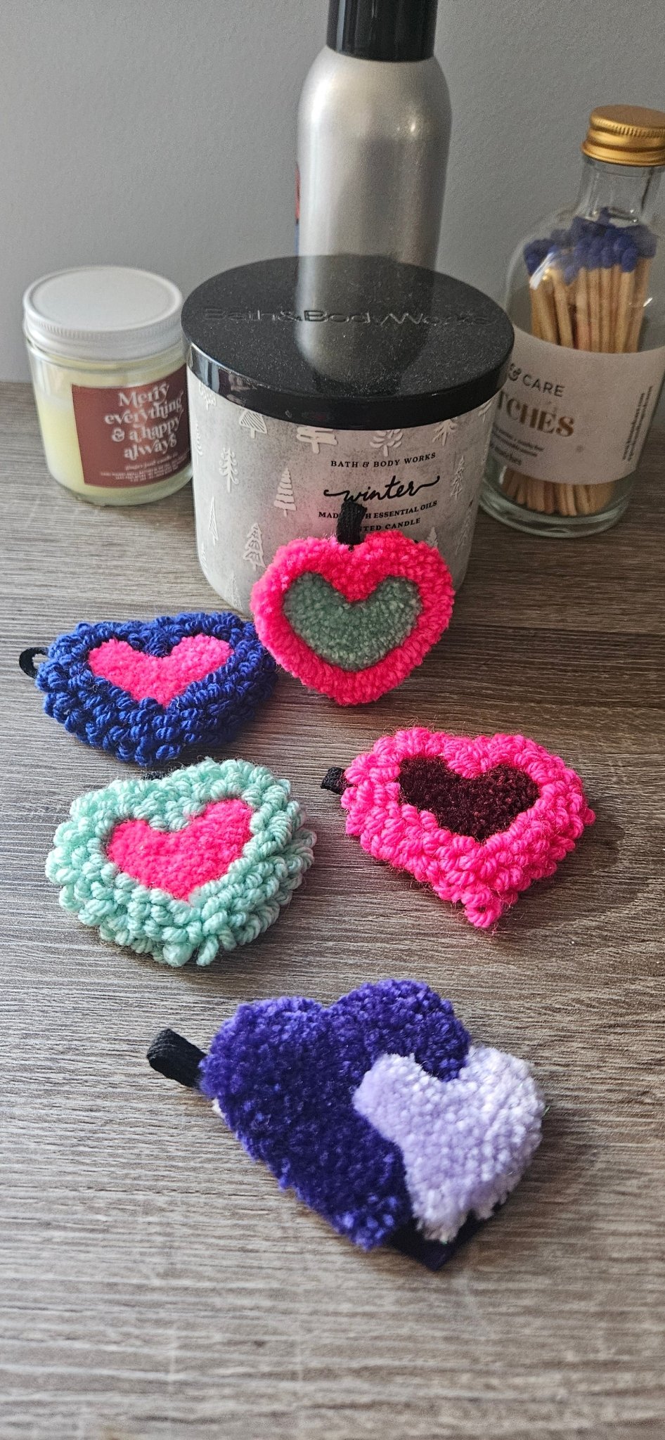 Heart Fiber Art Keychain – Plush Handmade Tufted Purse Charm | Hypoallergenic Mini Rug Art - Kreative Artisan Threads