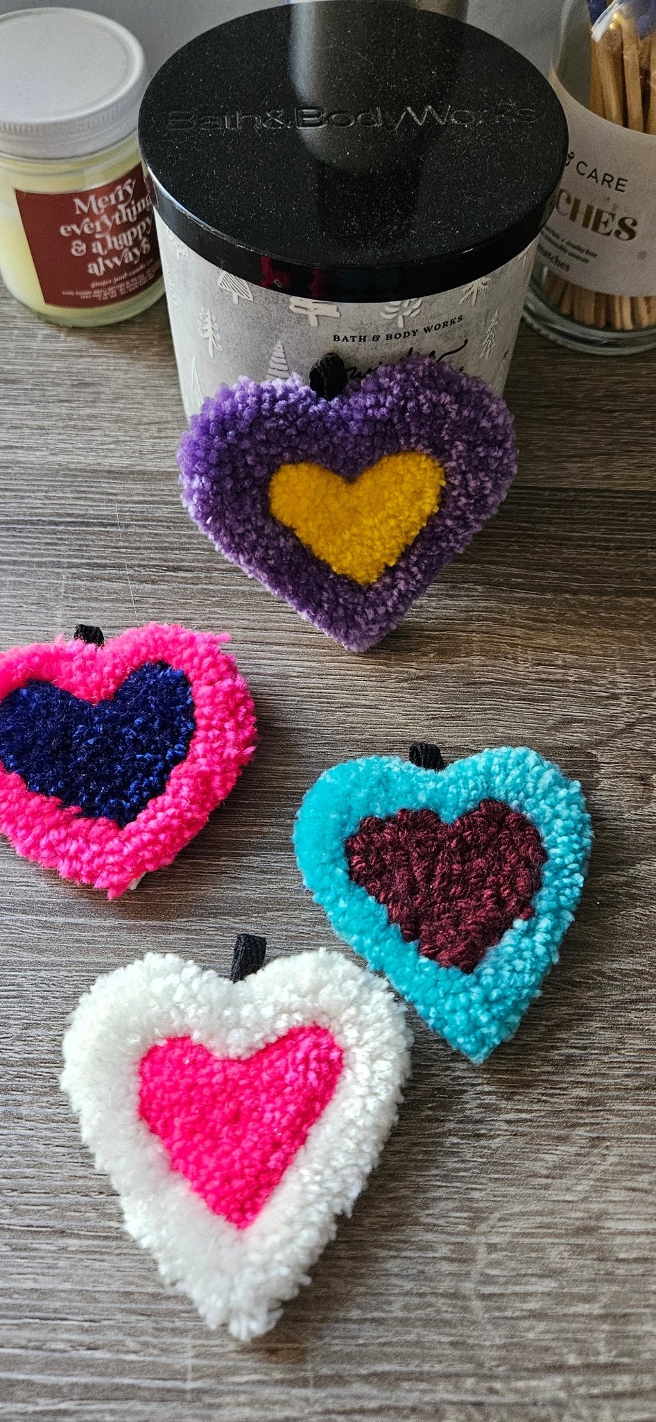 Heart Fiber Art Keychain – Plush Handmade Tufted Purse Charm | Hypoallergenic Mini Rug Art - Kreative Artisan Threads