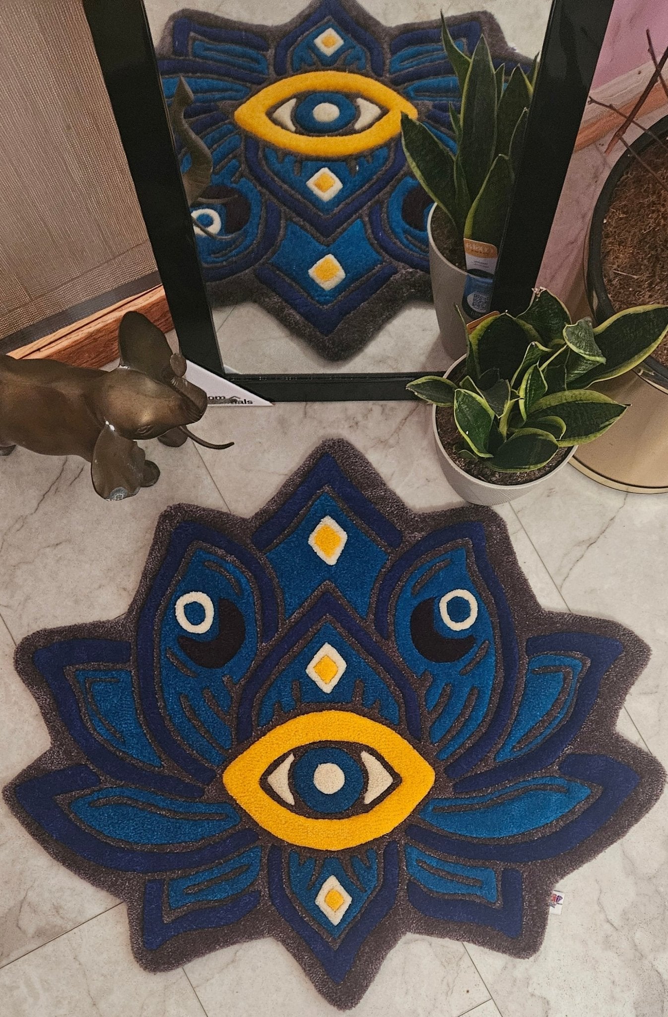 Lotus Vision Hand - Tufted Fiber Art Painting - Kreative Artisan Threads