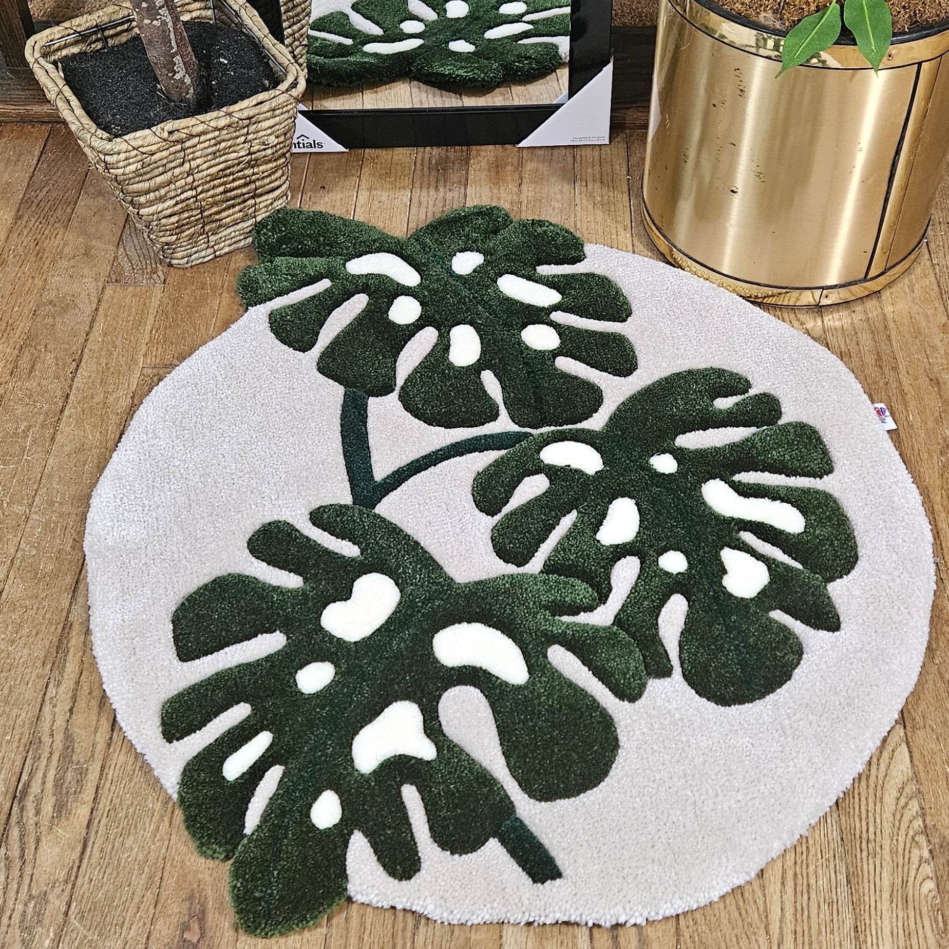 Monstera Fiber Art Rug – Hand - Tufted Plush Botanical Wall Hanging or Floor Art | Hypoallergenic Soft Sculpture - Kreative Artisan Threads