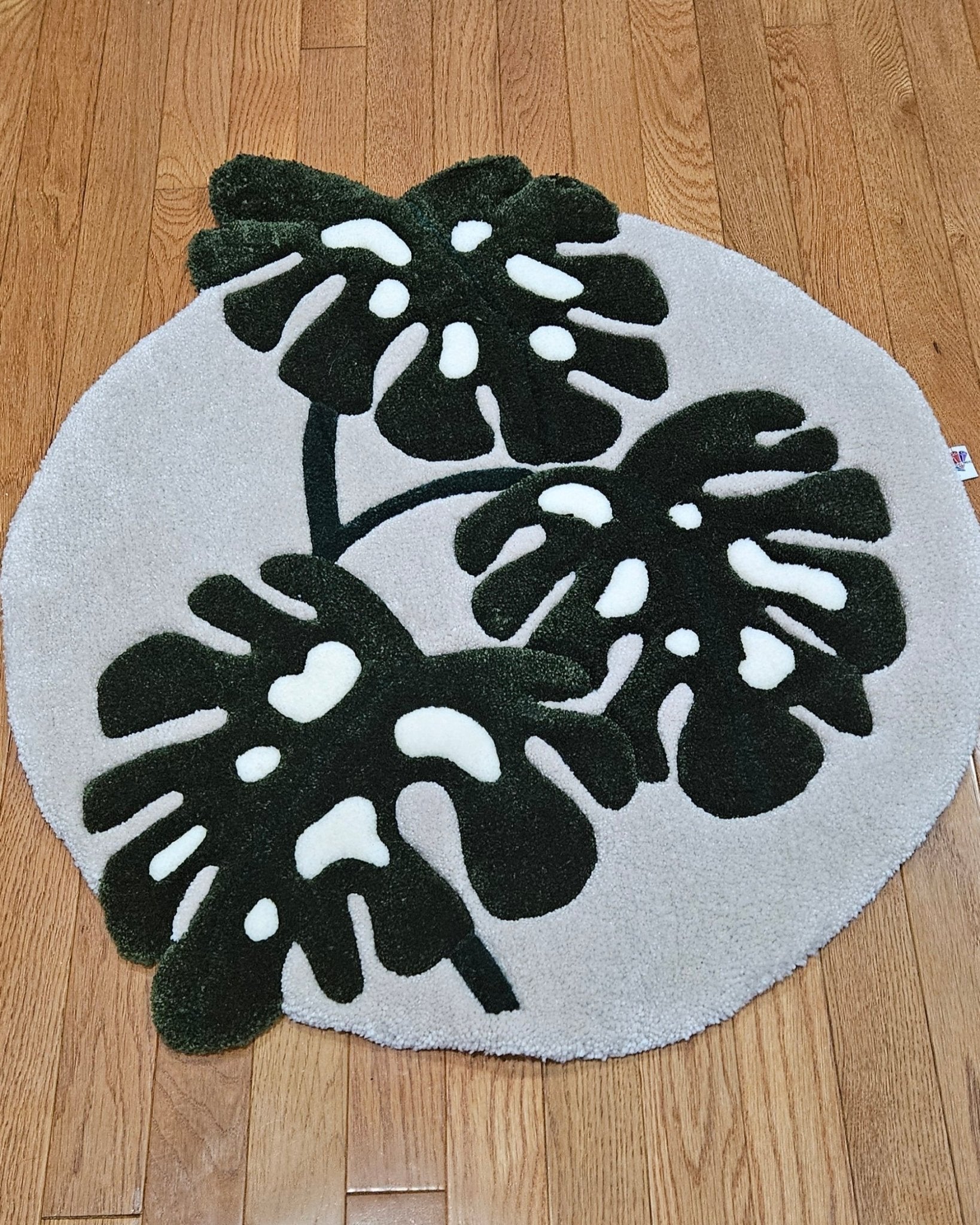 Monstera Fiber Art Rug – Hand - Tufted Plush Botanical Wall Hanging or Floor Art | Hypoallergenic Soft Sculpture - Kreative Artisan Threads