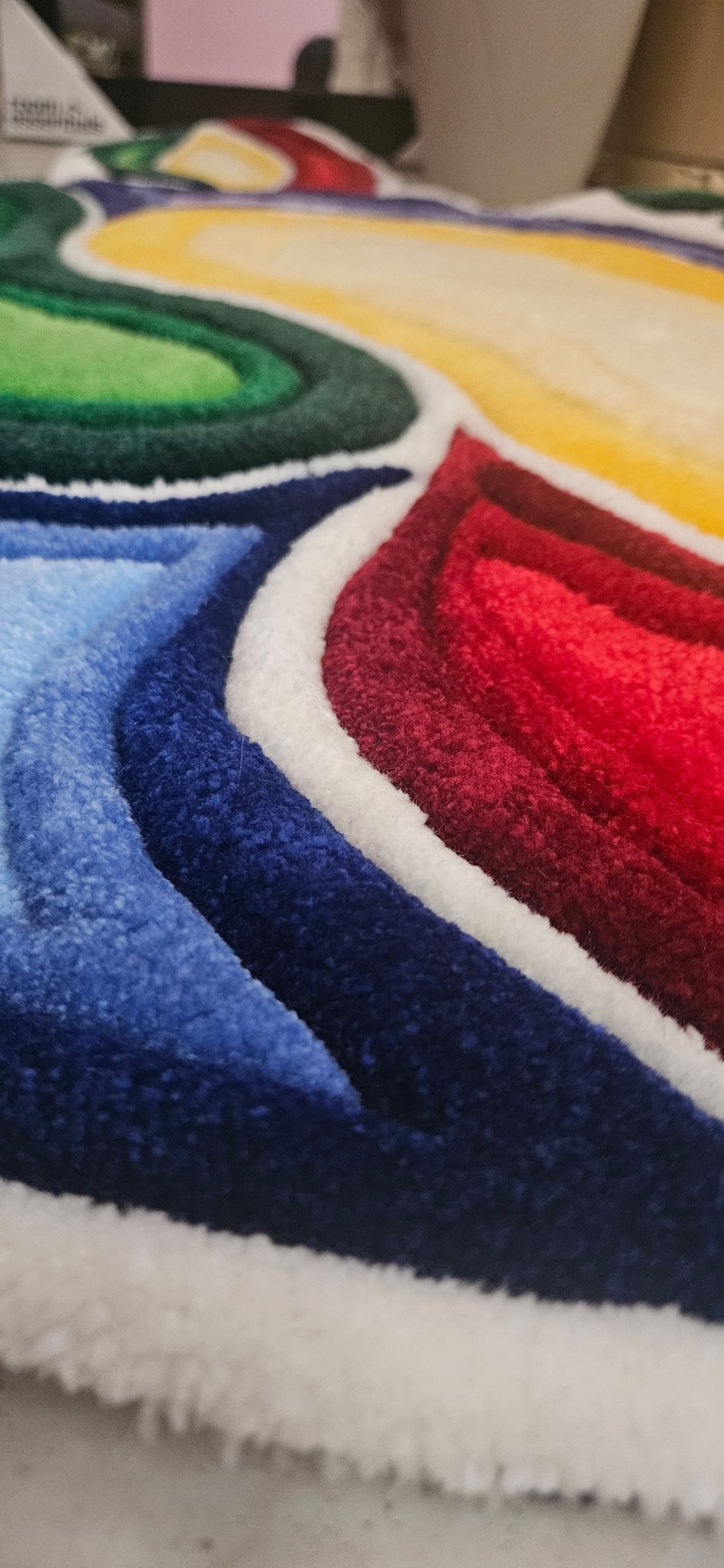 Sacred Turtle Flow Hand - Tufted Fiber Art Painting - Kreative Artisan Threads