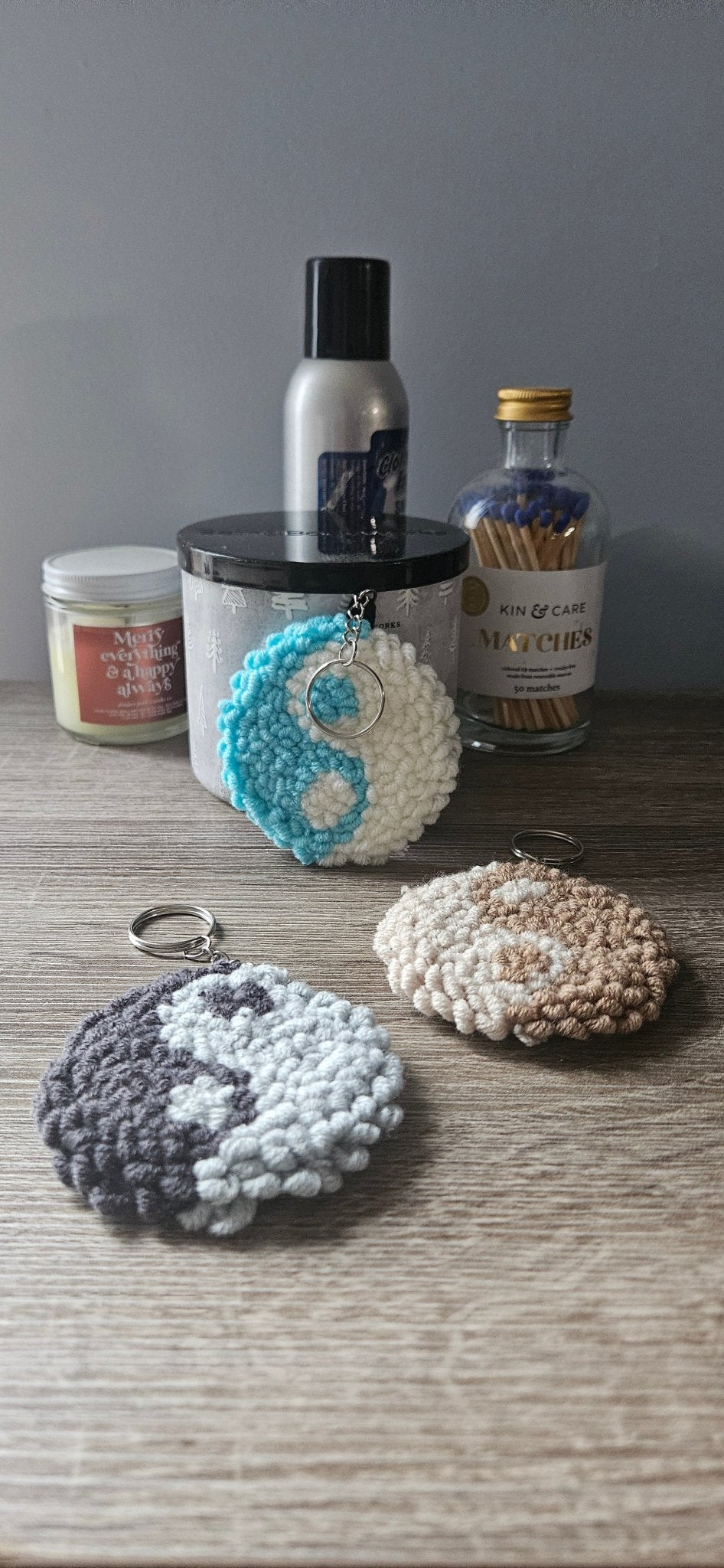 Yin Yang Fiber Art Keychain – Hand - Tufted Plush Purse Charm | Hypoallergenic Mini Rug Art - Kreative Artisan Threads