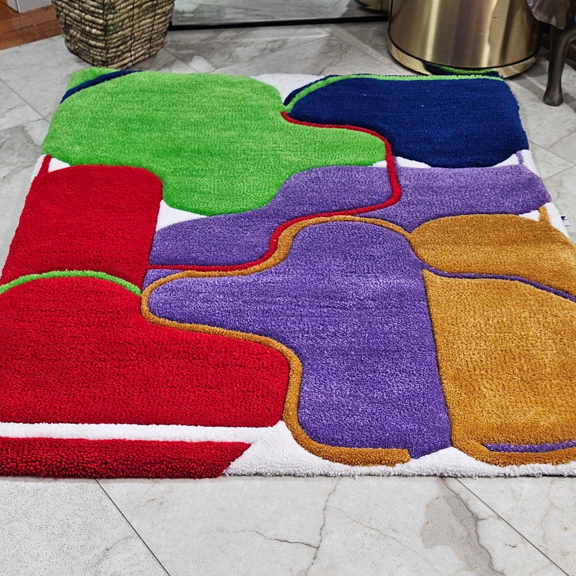 Color Connections: Abstract Geometric Hand - Tufted Rug – Vibrant and Hypoallergenic - Kreative Artisan Threads