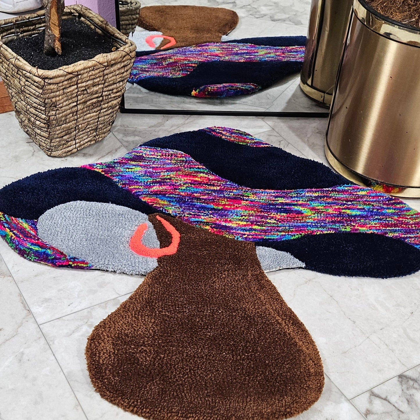 Deep Blue Rainbow: Whimsical Mushroom - Shaped Hand - Tufted Rug – Vibrant and Hypoallergenic - Kreative Artisan Threads