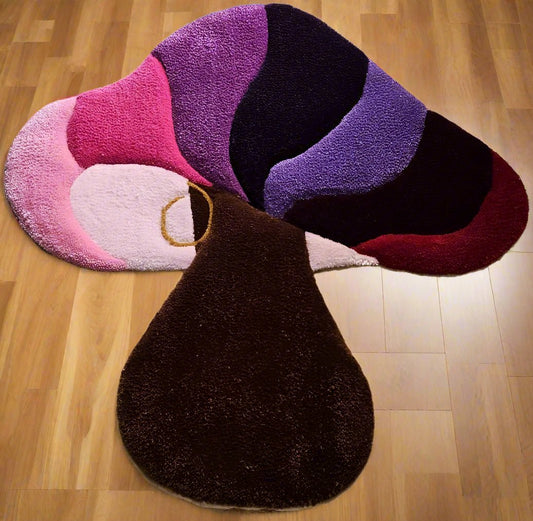 Funky Mushroom Hand - Tufted Rug – Hypoallergenic and Stylish - Kreative Artisan Threads