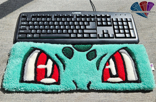 Handmade Plush Tufted Keyboard Rug "Anime Eyes" - Bulbasaur - Kreative Artisan Threads