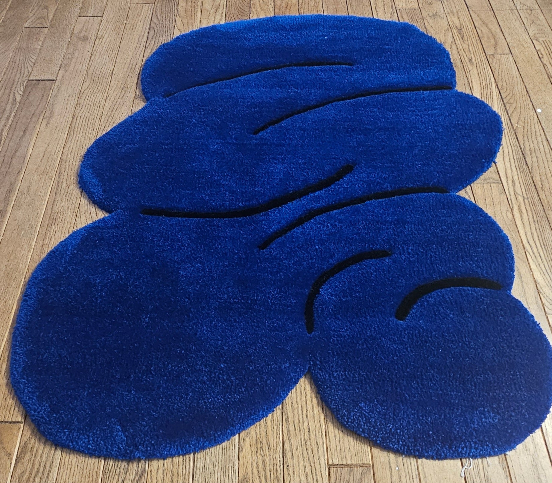 Handmade Tufted Fiber Art Rug - Swirling Blue - Kreative Artisan Threads