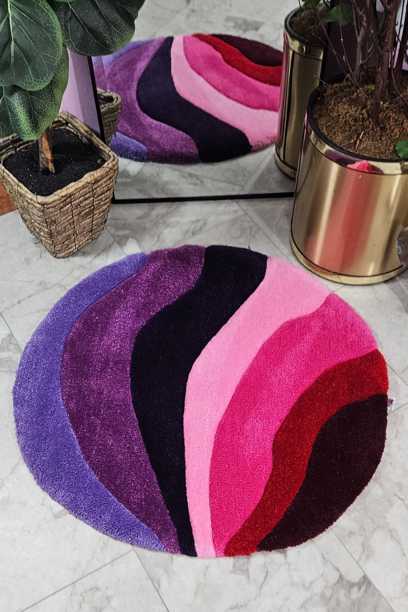 Round Fairy Rainbow Vibrant Abstract Hand - Tufted Rug – Plush and Hypoallergenic - Kreative Artisan Threads