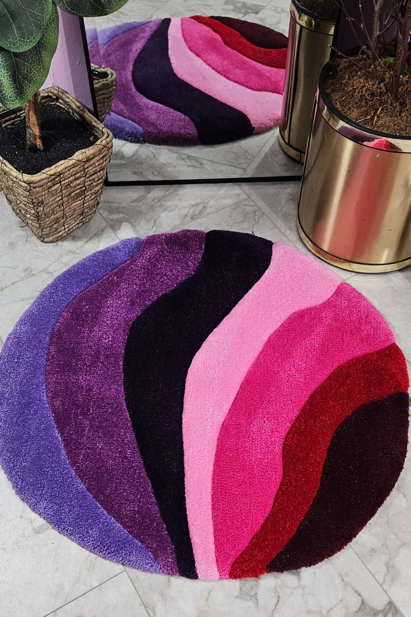 Round Fairy Rainbow Vibrant Abstract Hand - Tufted Rug – Plush and Hypoallergenic - Kreative Artisan Threads